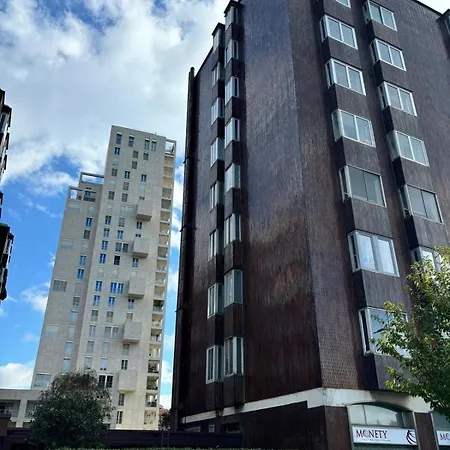 Flat Near Station And Duomo ميلان