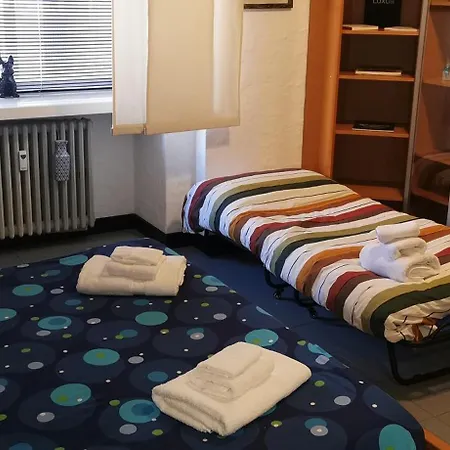 Flat Near Station And Duomo 밀라노